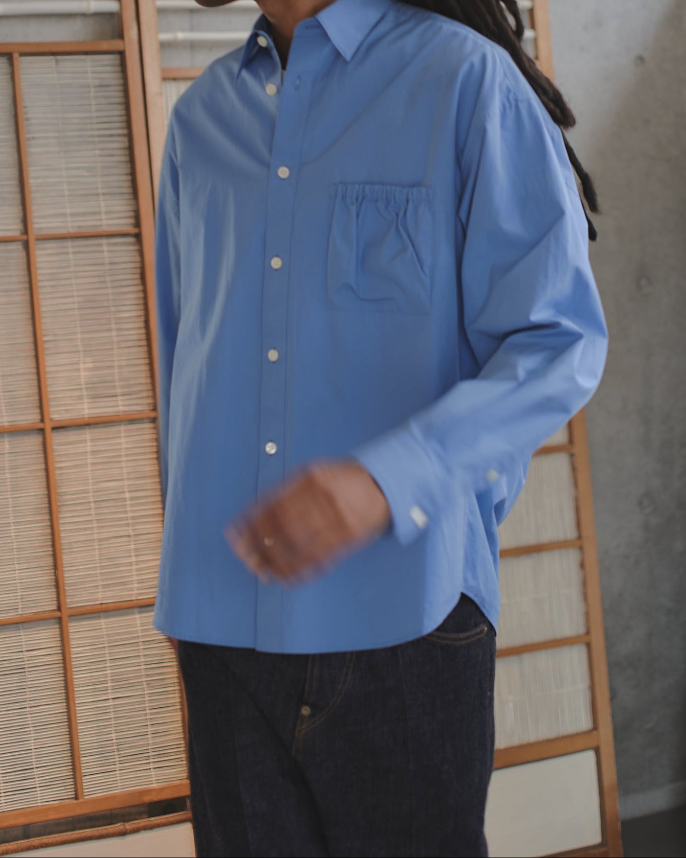 RESH-026 | WRIST PATCH SLOUCH SHIRT