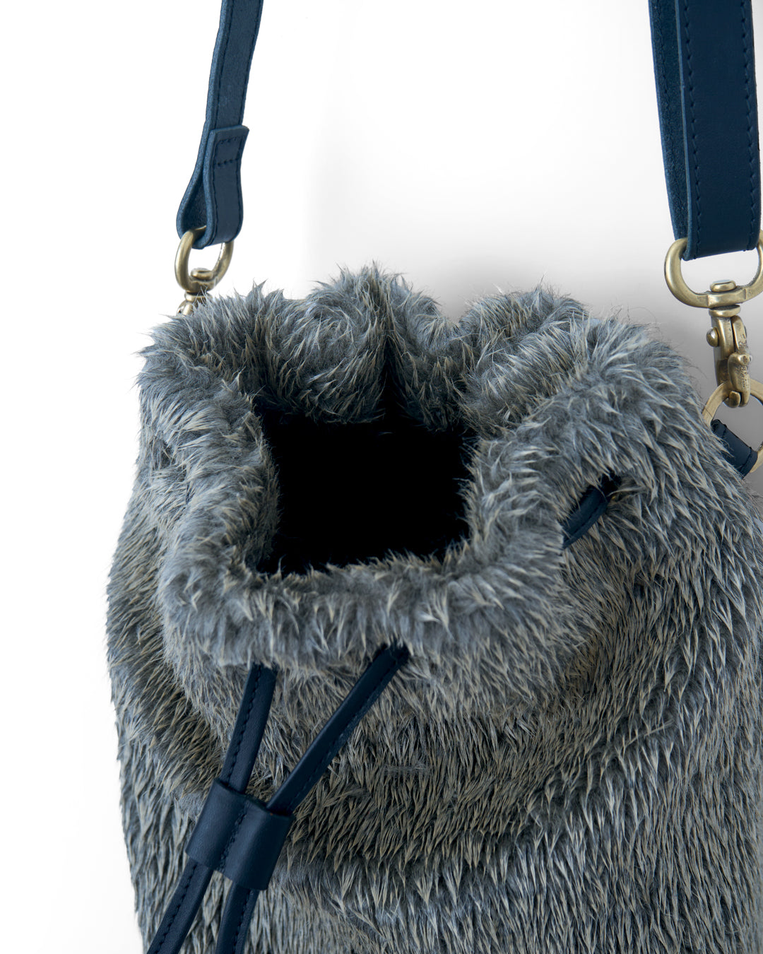 REAC-013B | “KINCHAKU” BOA BAG
