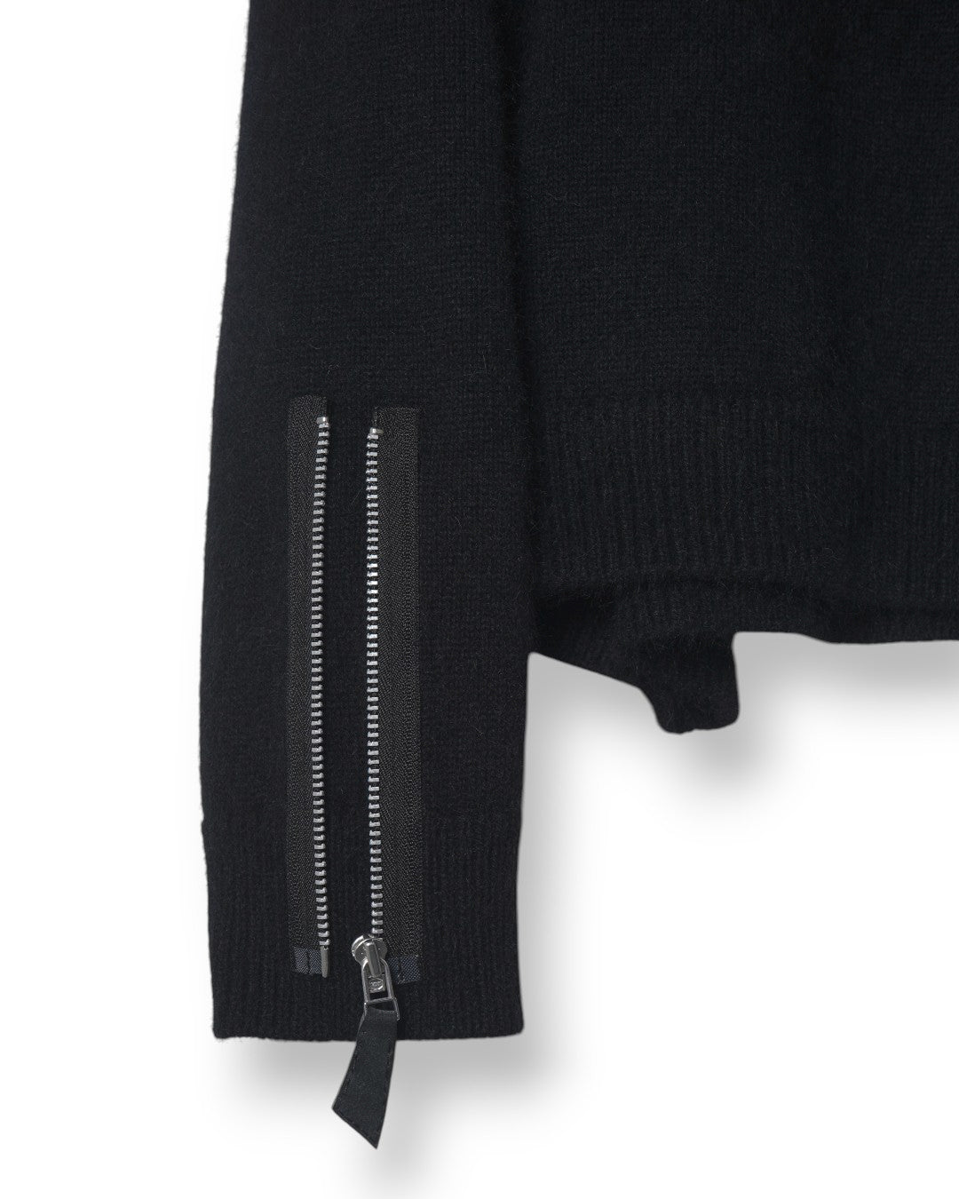 REKN-018 | FRESH MAN V-NECK KNIT