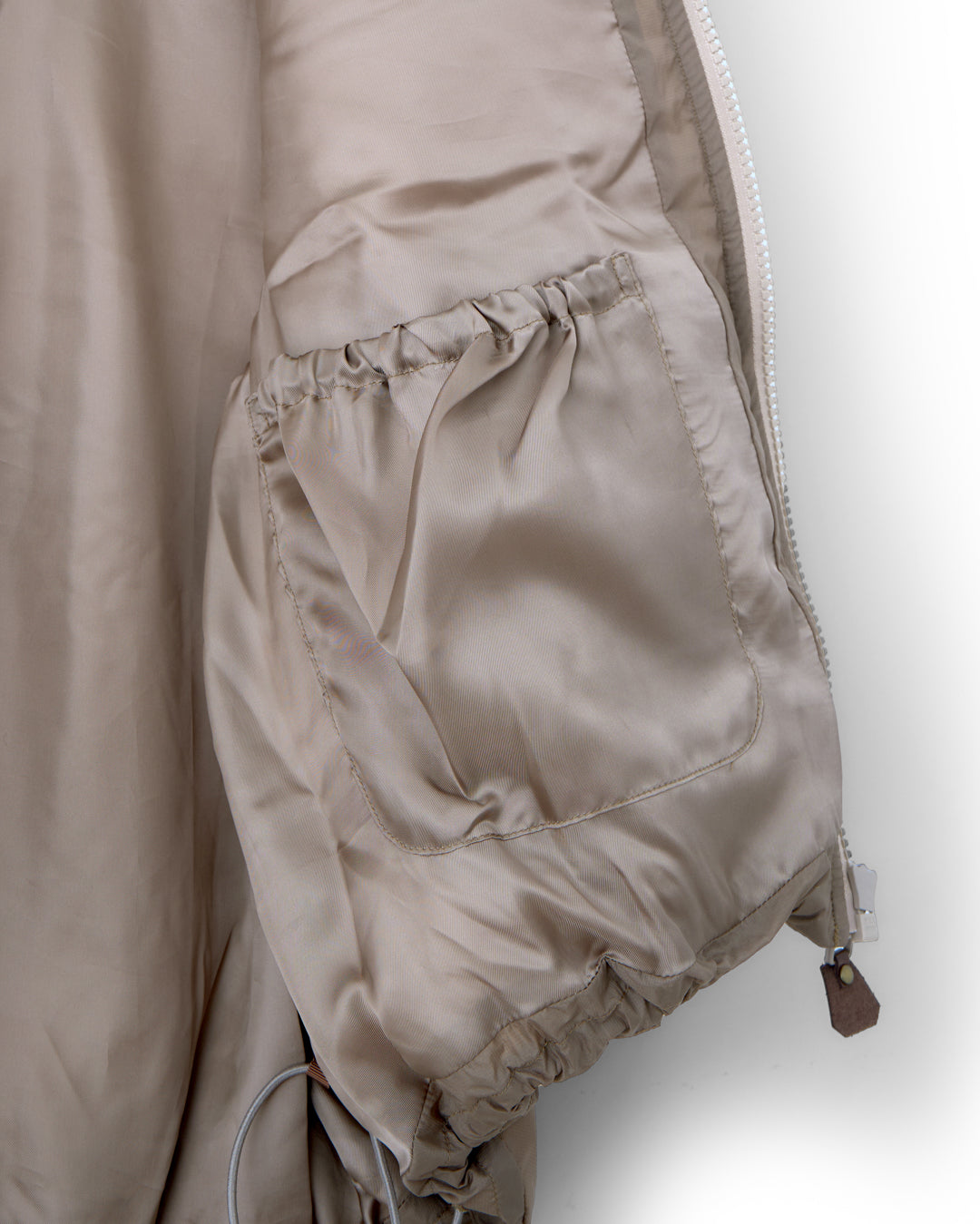 REVE-007 | MANUAL DOWN VEST